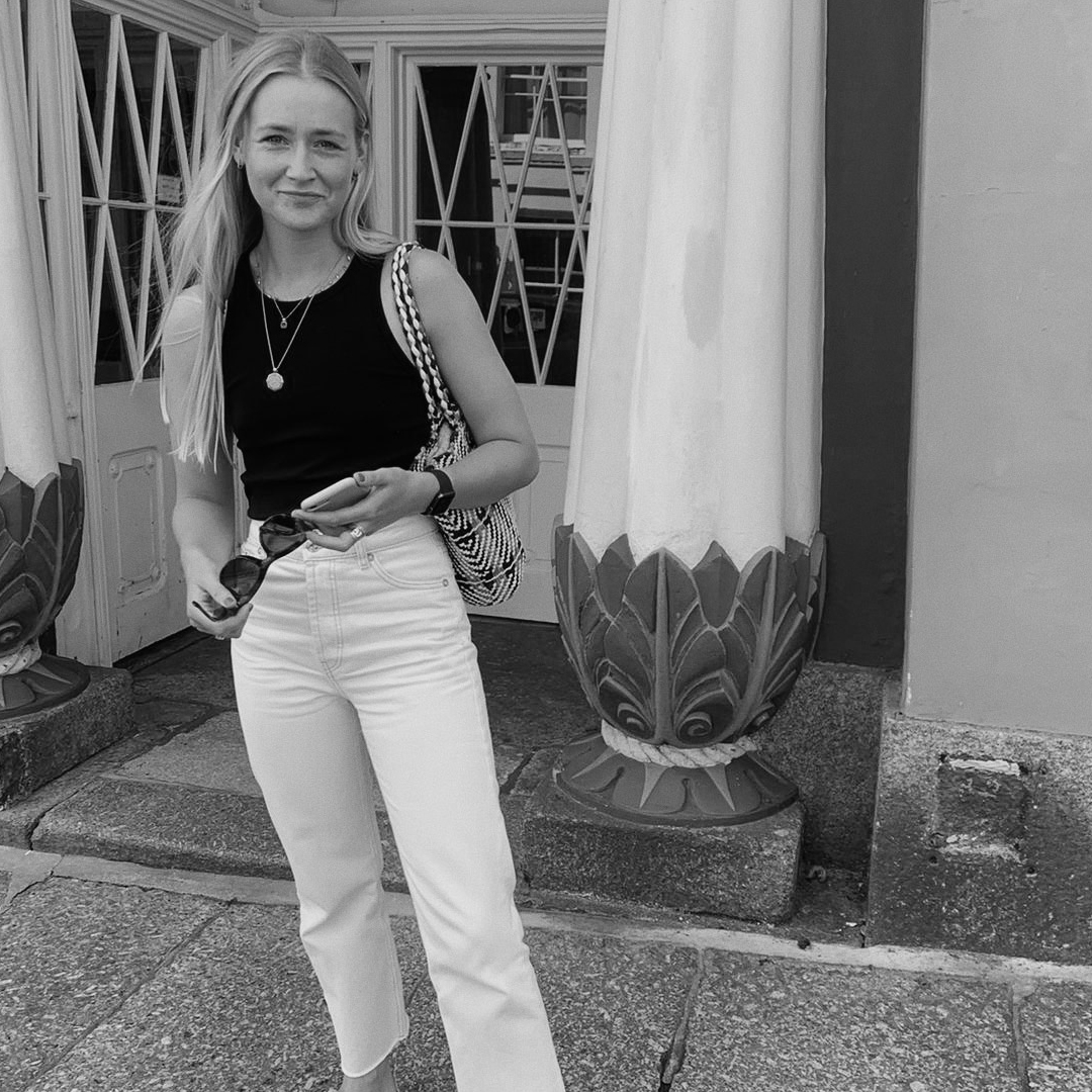 Zella Packer Senior Interior Designer We Are Absolute
